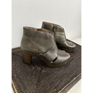 dansko 37 Delphina Bronze Open Toe Ankle Boots open toe women's size 40 9.5/10‎